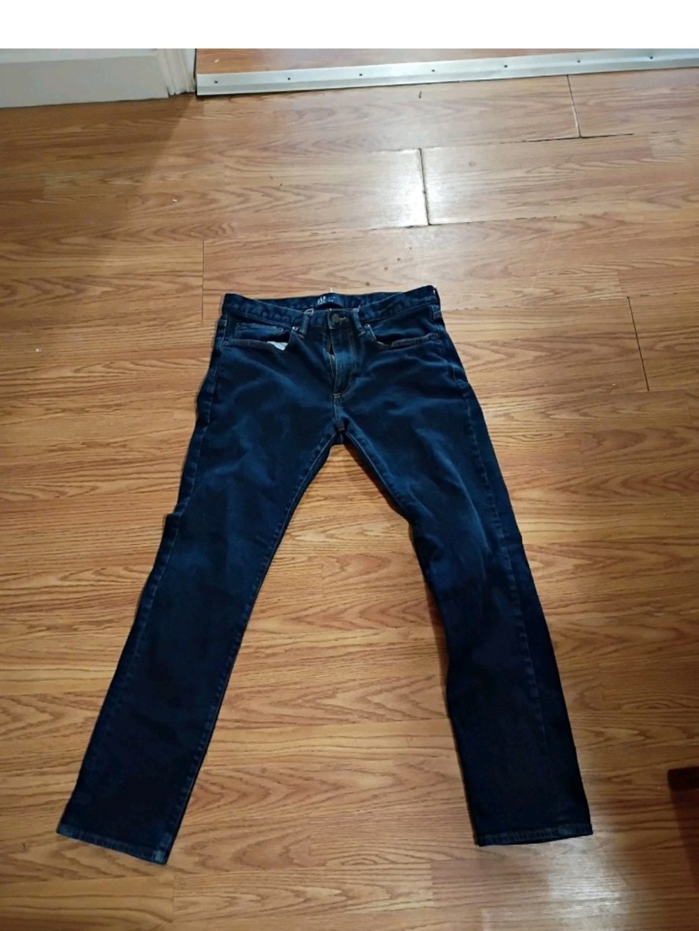 GAP Dark Indigo Slim Straight Jeans women's 31/30